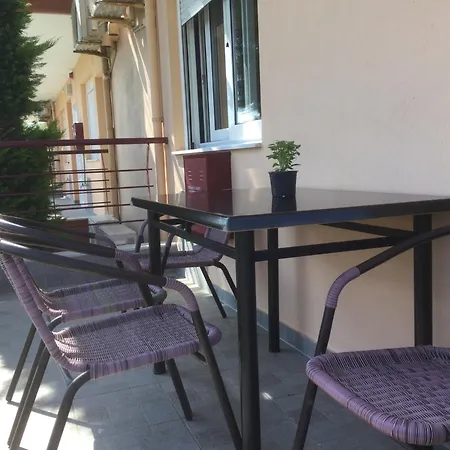 Helios Διαμέρισμα Βρασνά